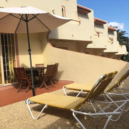 Albir Up Holidays 公寓式酒店 *
